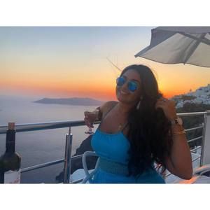 Meet your Posher, Sandy